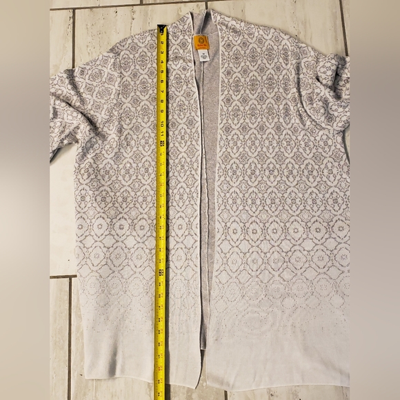 Ruby Rd. Festive Drape Front Cardigan Silver Ombre Pattern 3X - Picture 6 of 8